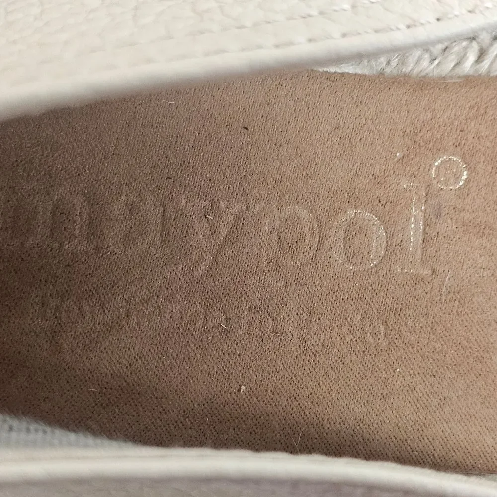 Maypol women's Cream, pebbled leather, Espadrille Flats sz 39 or 8.5